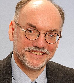 Wolfgang Klas